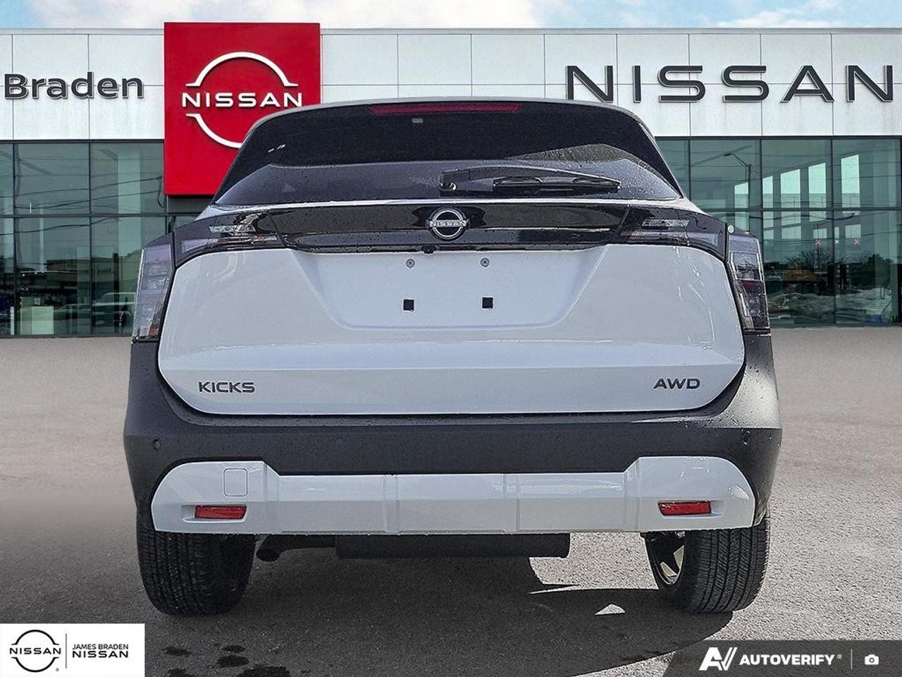 2027 Nissan Kicks SR Premium AWD Photo