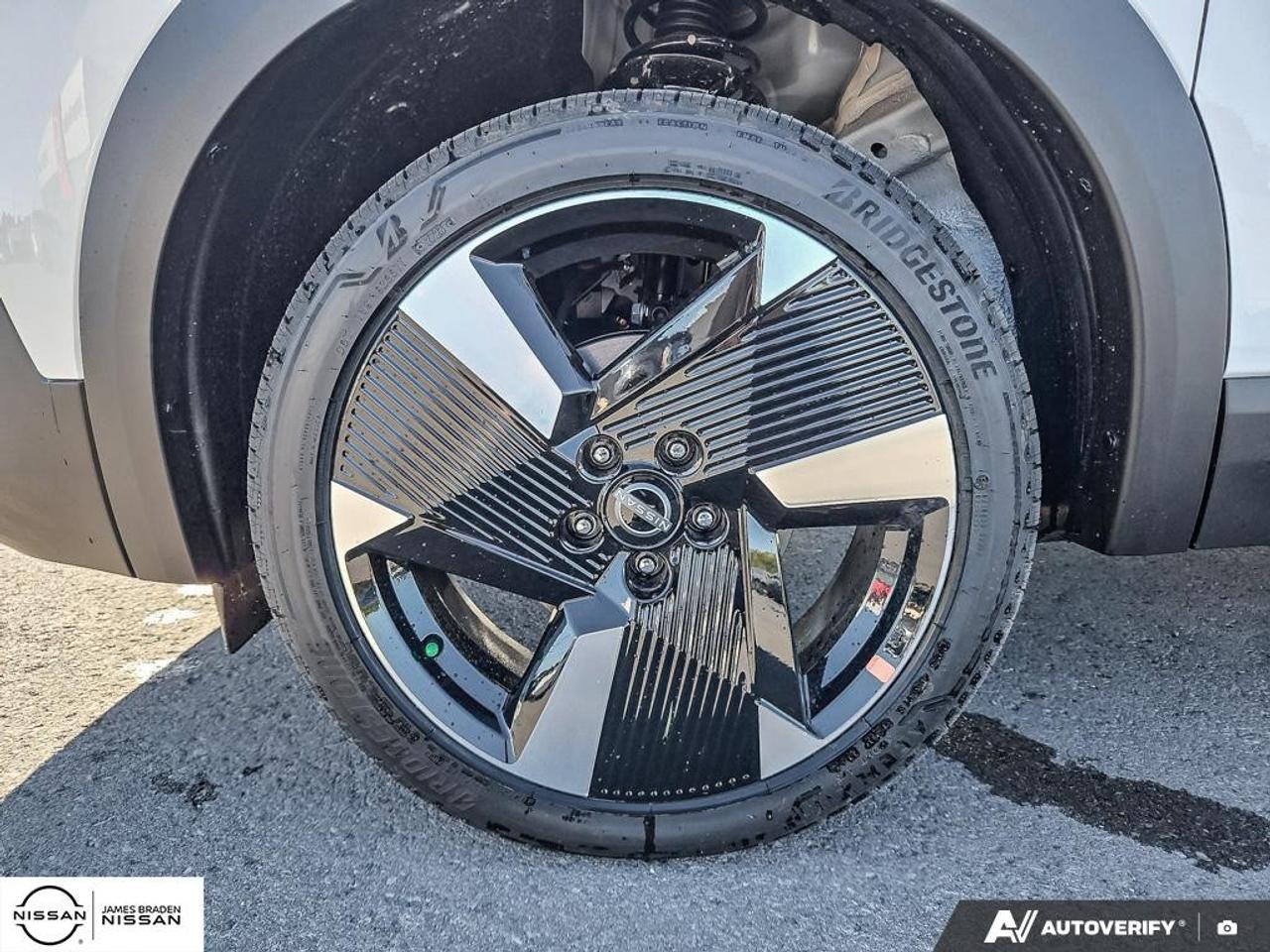 2027 Nissan Kicks SR Premium AWD Photo