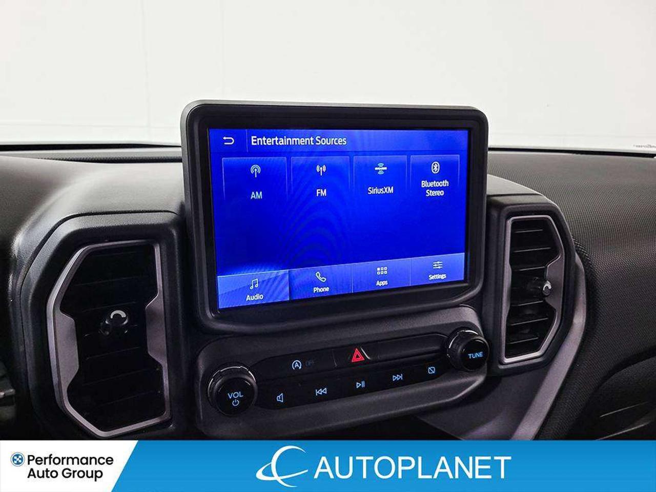 2024 Ford Bronco Sport Big Bend 4X4, Navi, Bluetooth, Back Up Cam! Photo