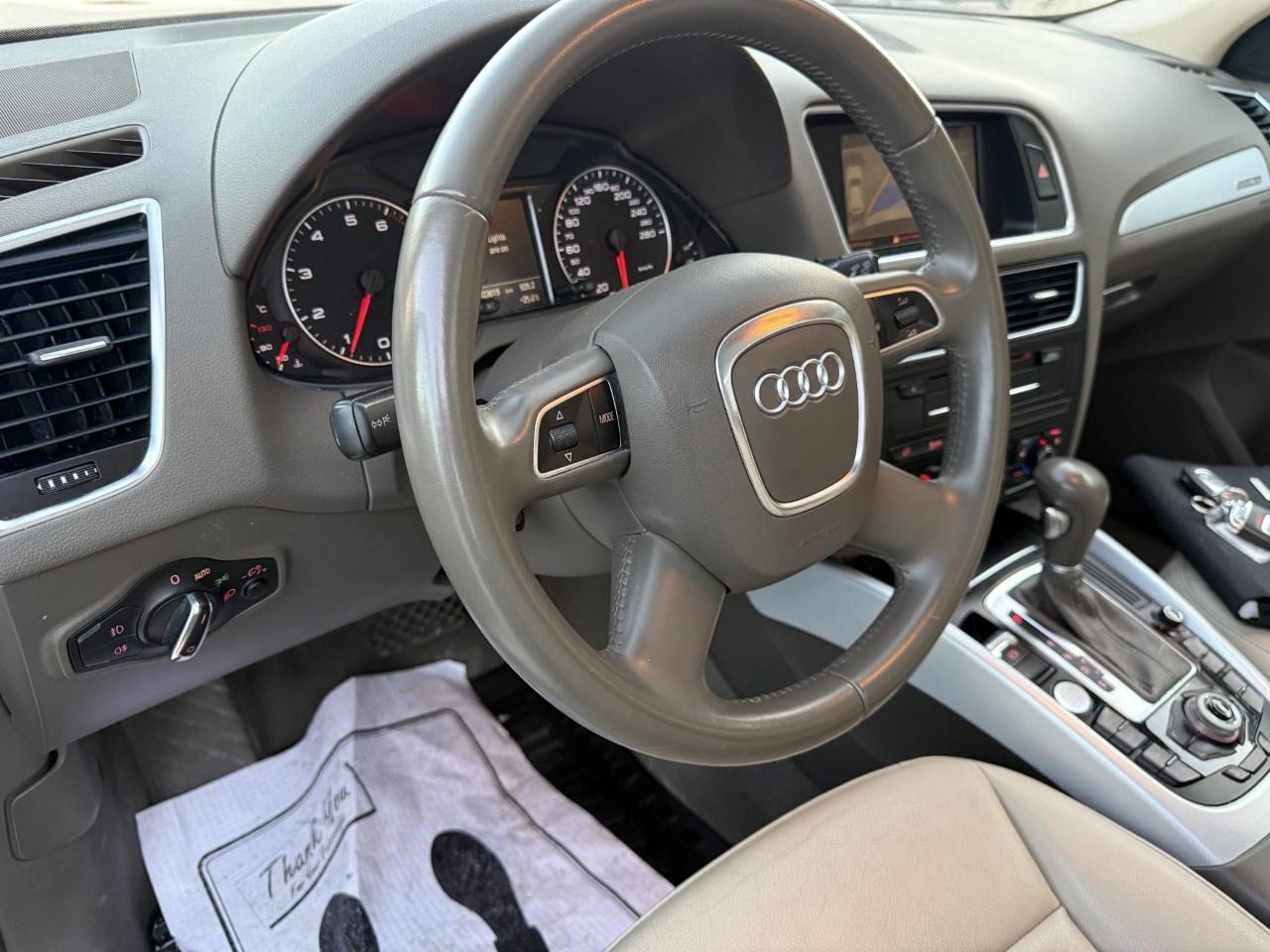 2012 Audi Q5 quattro 4dr 2.0L Premium Plus Photo
