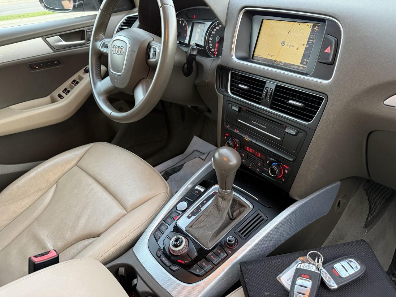 2012 Audi Q5 quattro 4dr 2.0L Premium Plus Photo