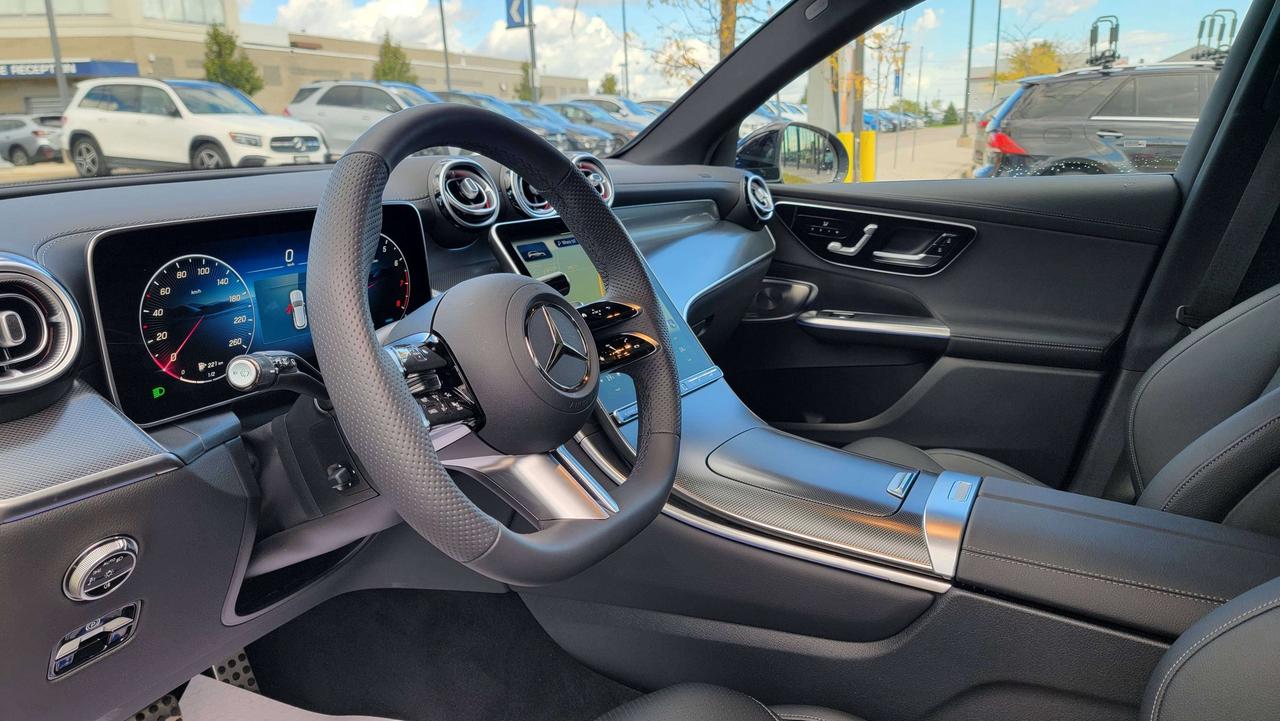 2027 Mercedes-Benz GLC GLC 300 Photo