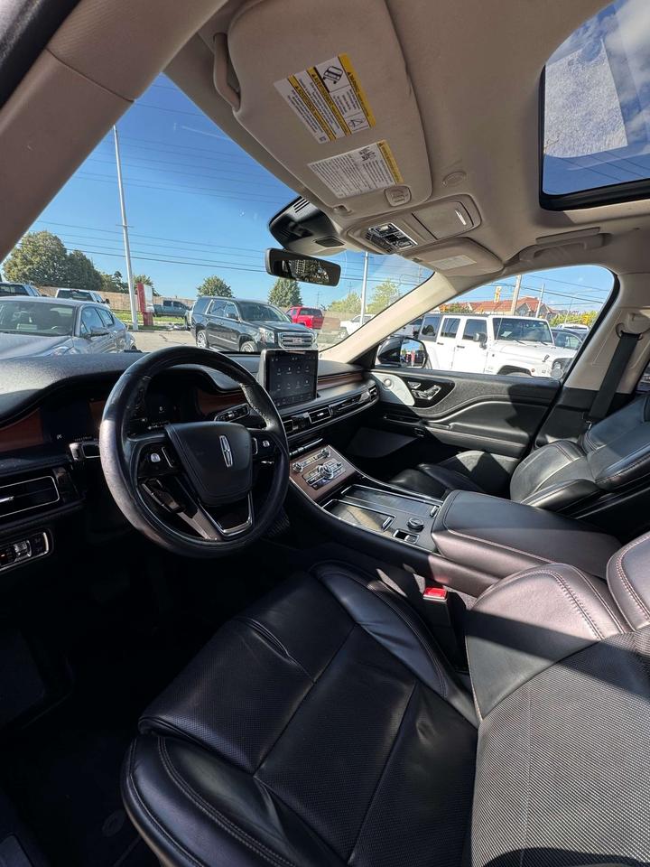 2020 Lincoln Aviator Reserve AWD Photo