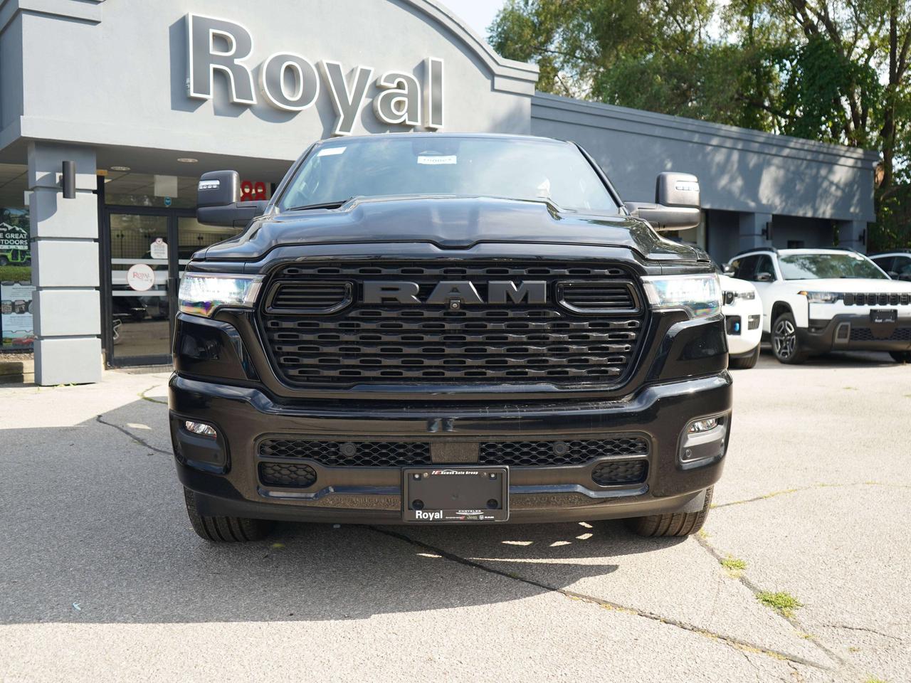 2025 RAM 1500 SPORT, NIGHT EDITION, DUAL SUNROOF Photo