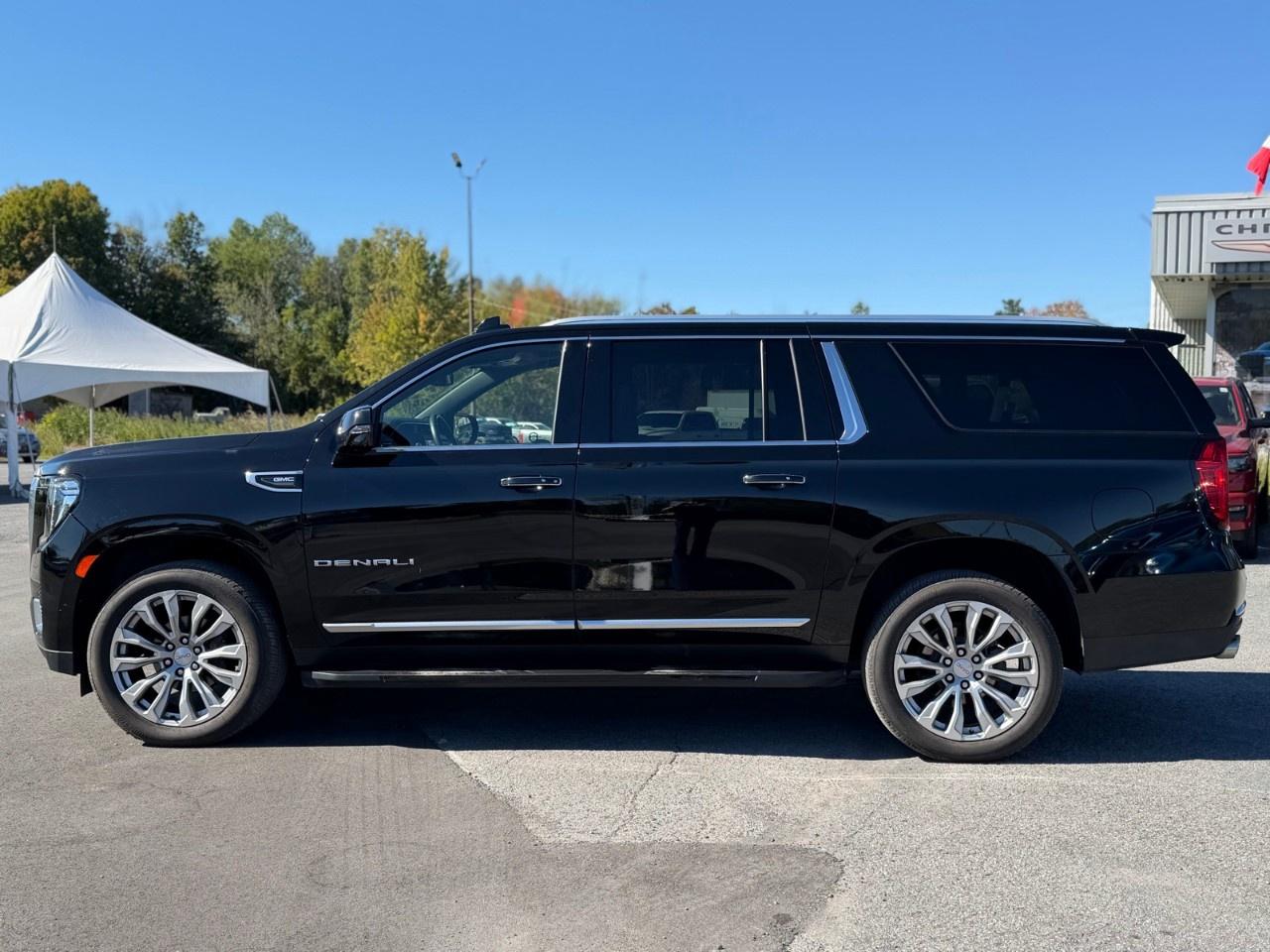 2024 GMC Yukon XL 4WD 4DR DENALI Photo5