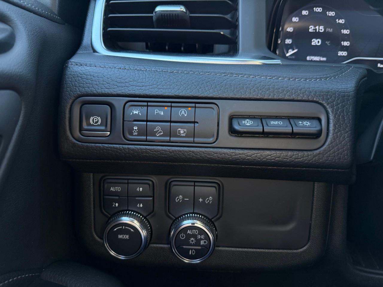 2024 GMC Yukon XL 4WD 4DR DENALI Photo