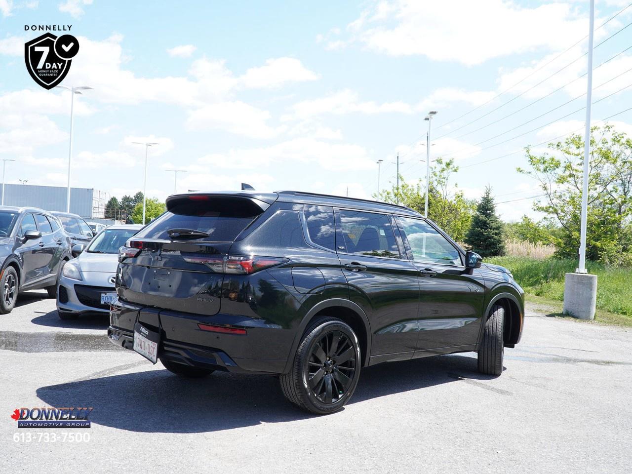 2026 Mitsubishi Outlander Plug-In Hybrid GT NOIR S-AWC Photo