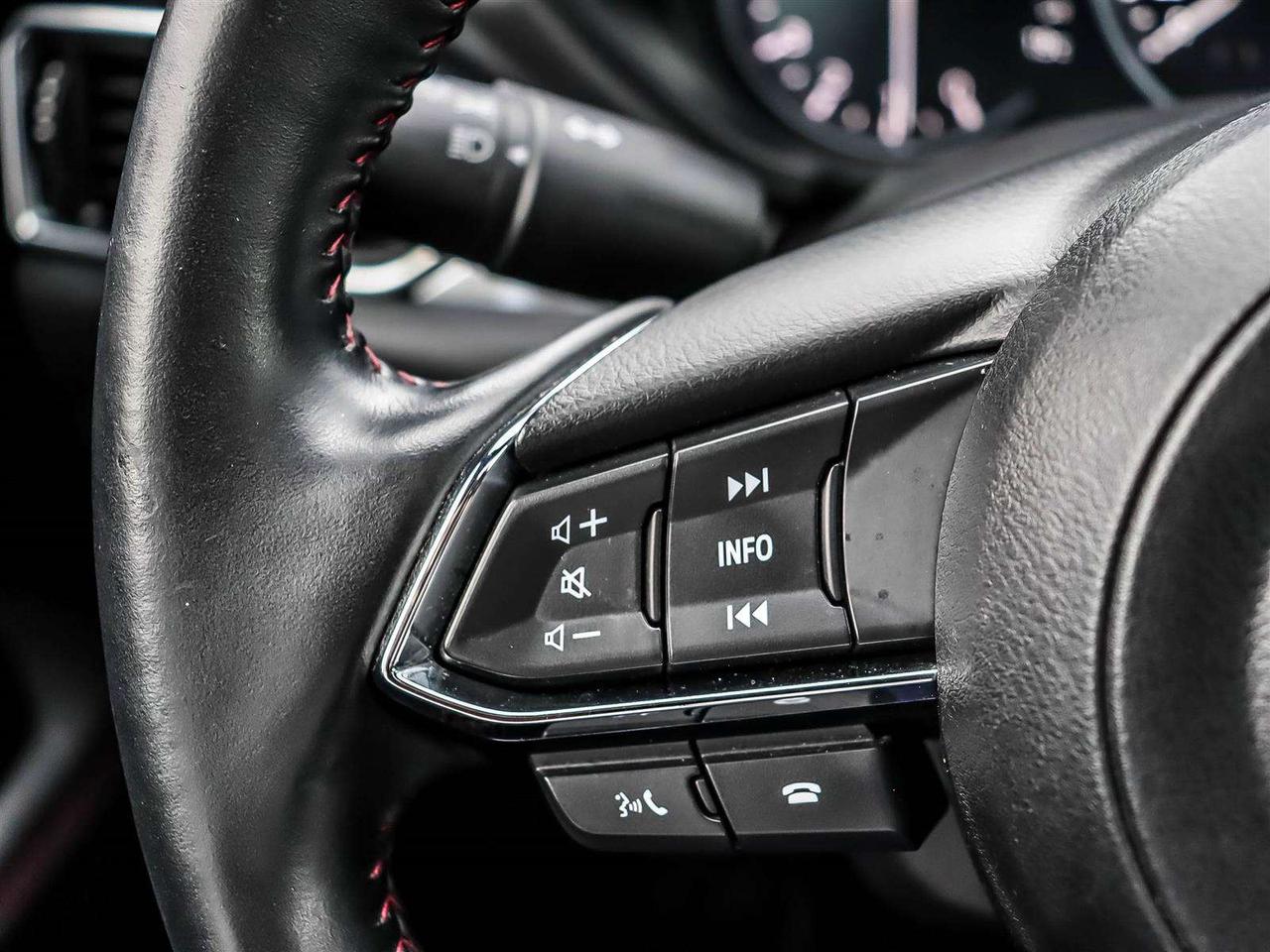 2022 Mazda CX-5 GRAND TOURING   CARPLAY   HUD   LEATHER   LOADED Photo