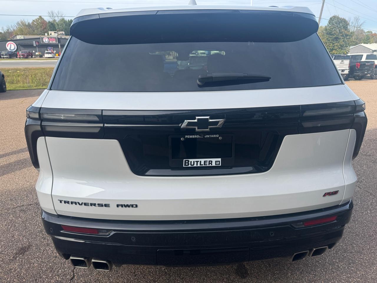 2025 Chevrolet Traverse RS 4dr All-Wheel Drive Photo3