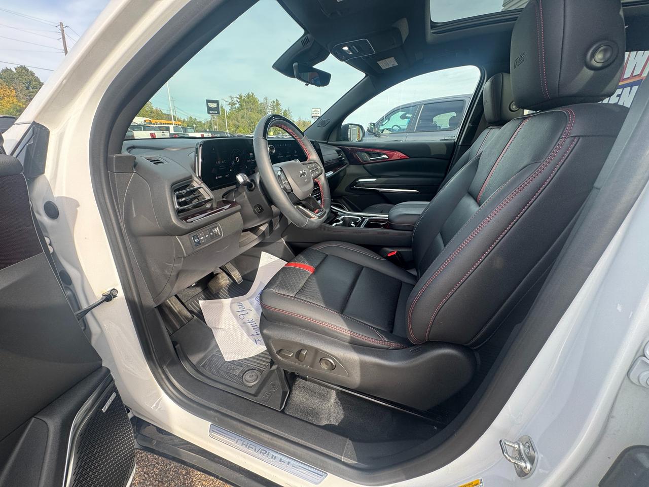 2025 Chevrolet Traverse RS 4dr All-Wheel Drive Photo