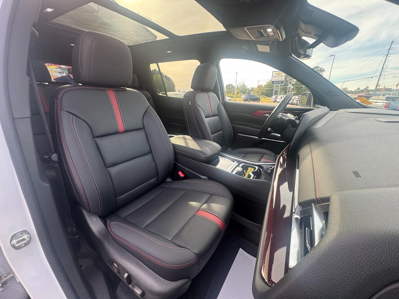2025 Chevrolet Traverse RS 4dr All-Wheel Drive Photo