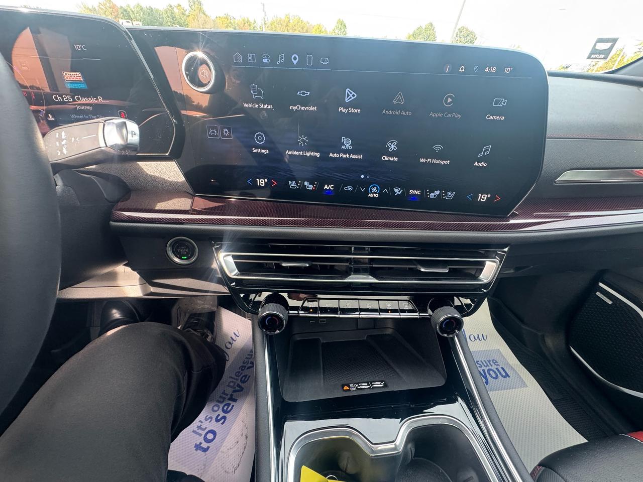 2025 Chevrolet Traverse RS 4dr All-Wheel Drive Photo