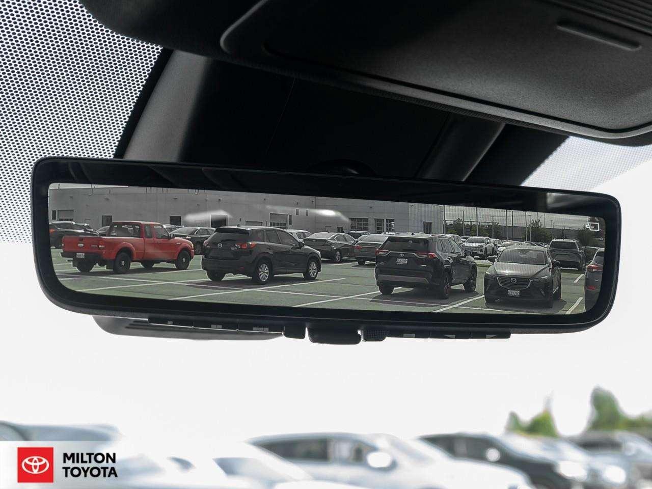 2025 Toyota RAV4 JBL AUDIO 10.5 SCREEN LEATHER SUNROOF ONE OWNER XSE Photo