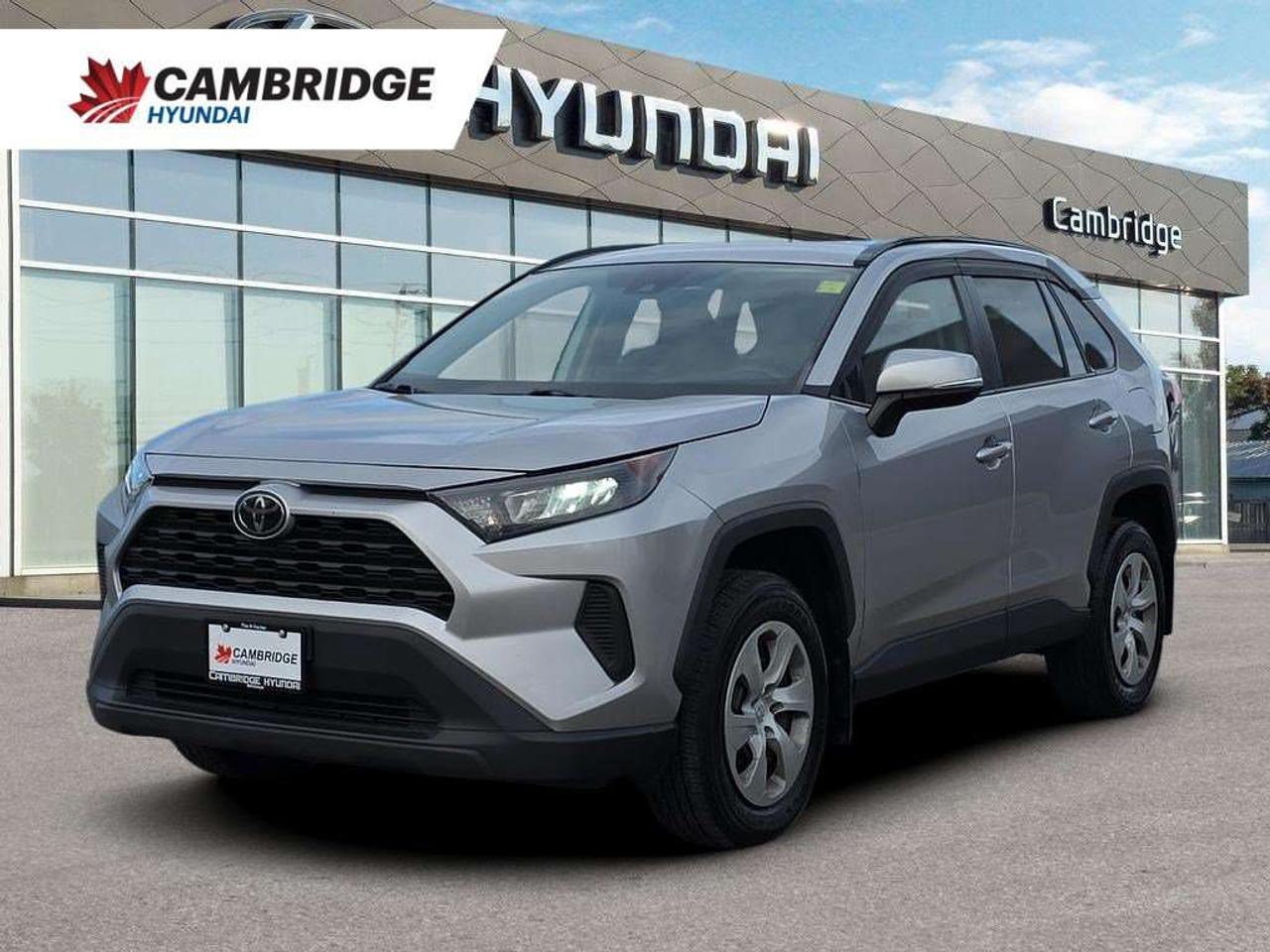 2020 Toyota RAV4 LE Photo
