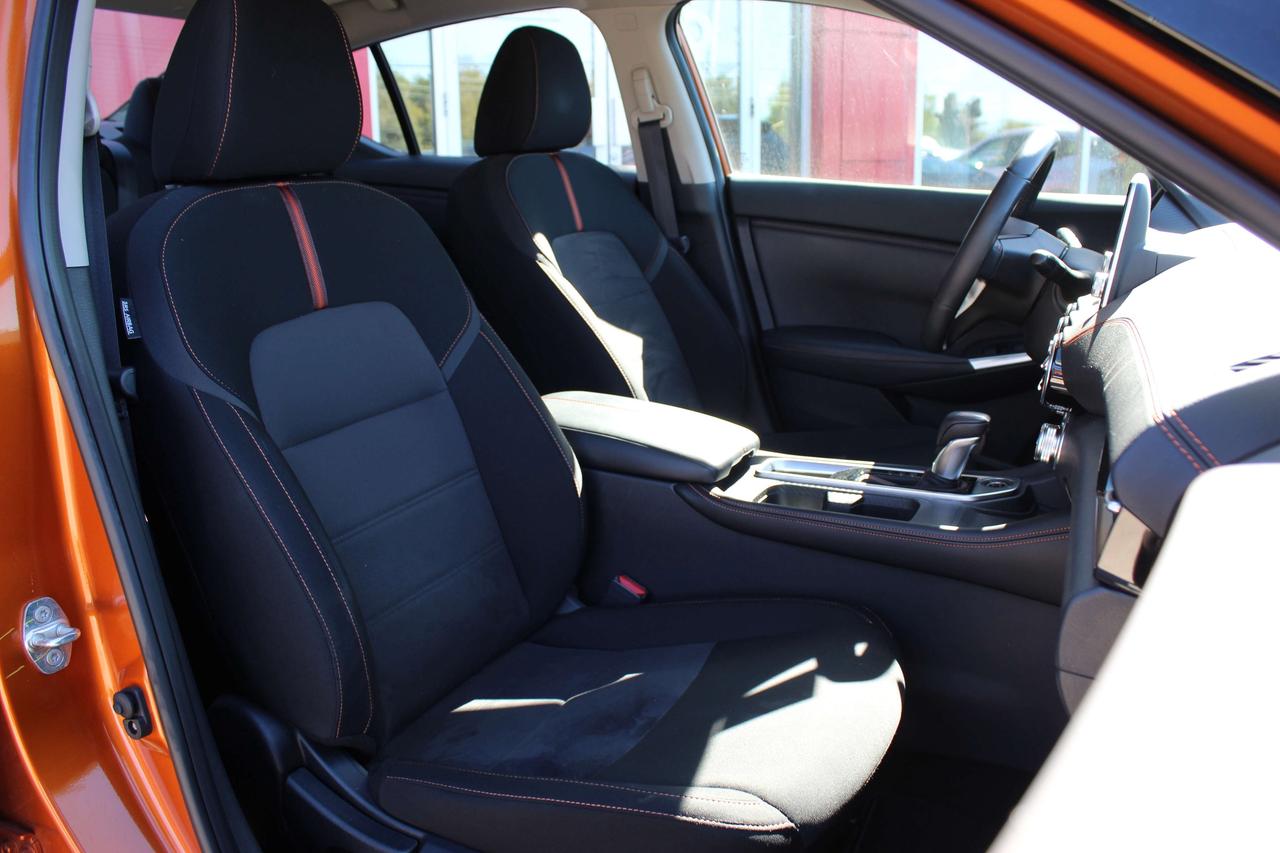 2022 Nissan Sentra SR Photo