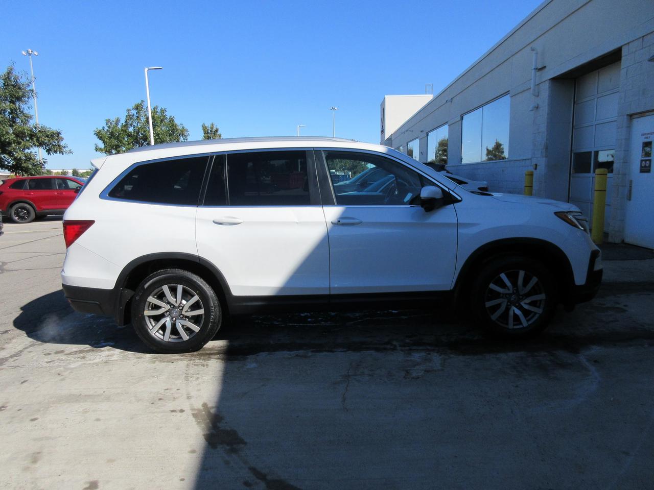 2022 Honda Pilot EX-L Navi 4dr All-Wheel Drive Photo