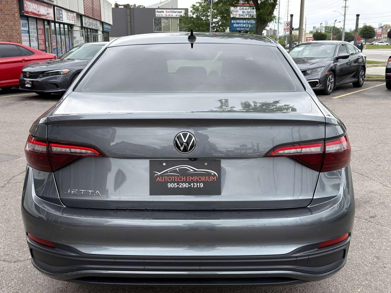 2023 Volkswagen Jetta Comfortline Sport   Lther   Sunroof   Amb Light Photo3
