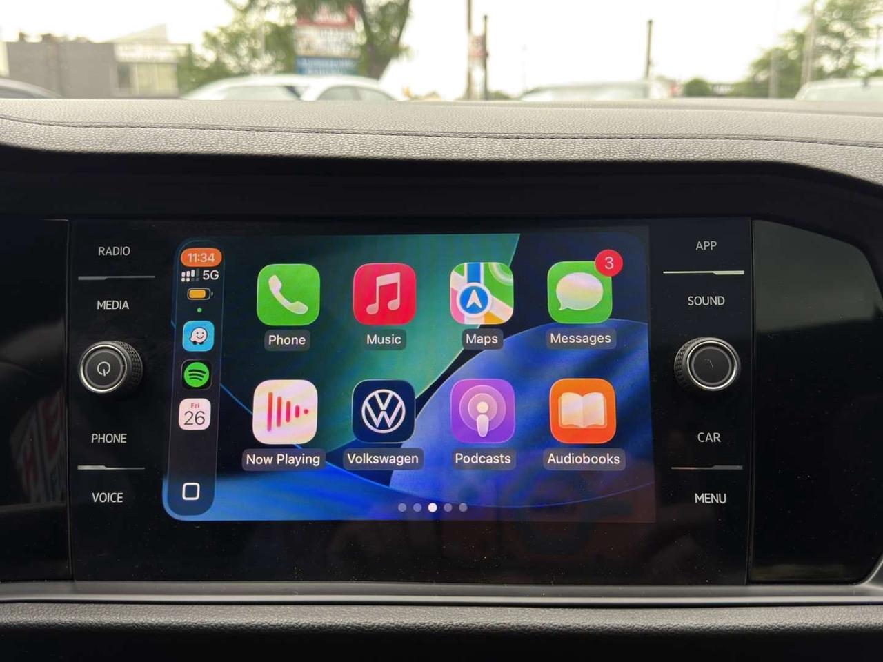 2023 Volkswagen Jetta Comfortline Sport   Lther   Sunroof   Amb Light Photo