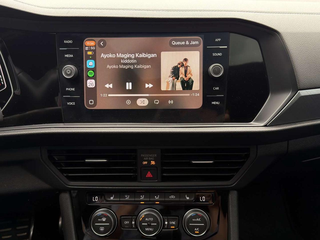 2023 Volkswagen Jetta Comfortline Sport   Lther   Sunroof   Amb Light Photo