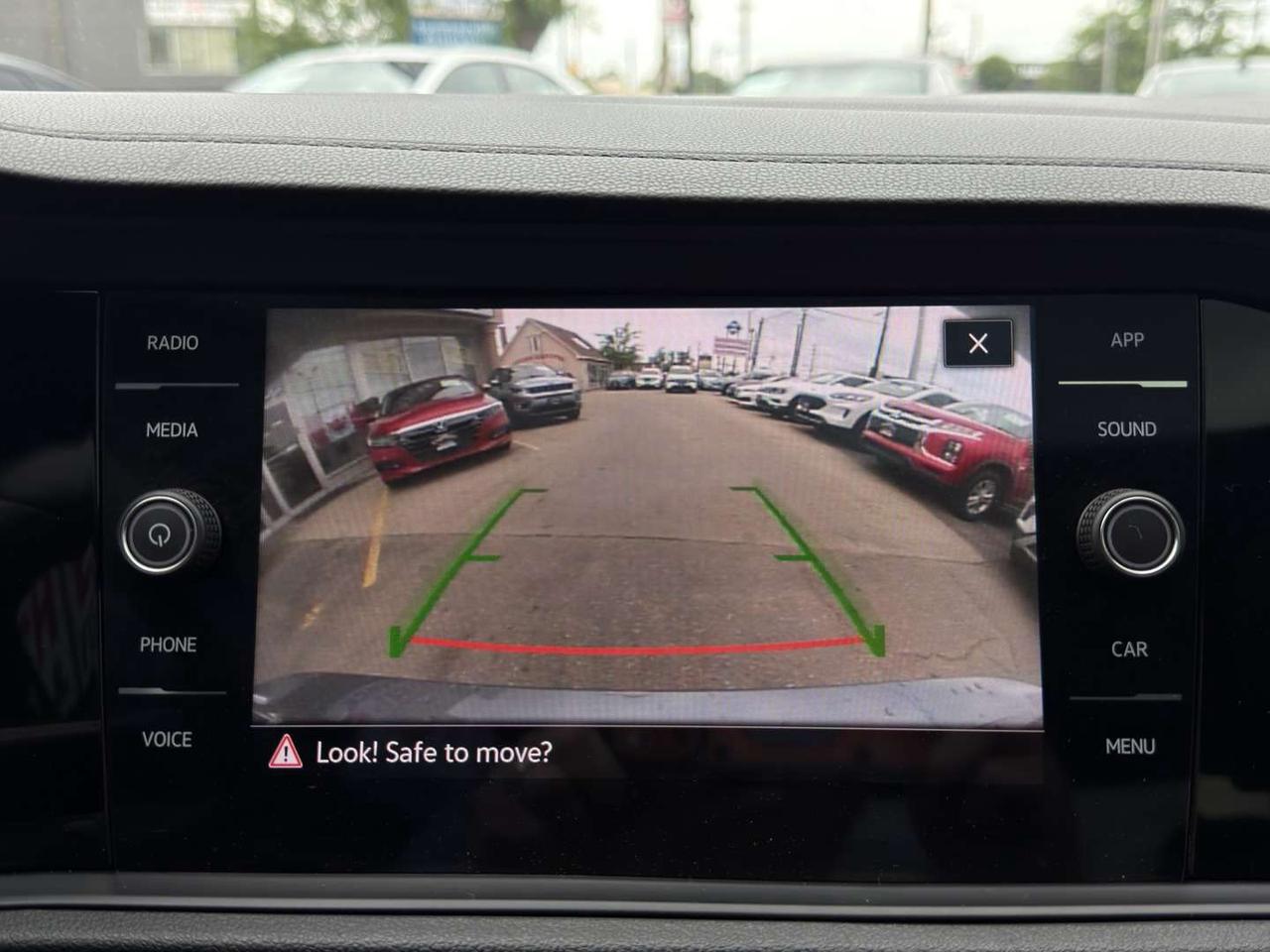 2023 Volkswagen Jetta Comfortline Sport   Lther   Sunroof   Amb Light Photo