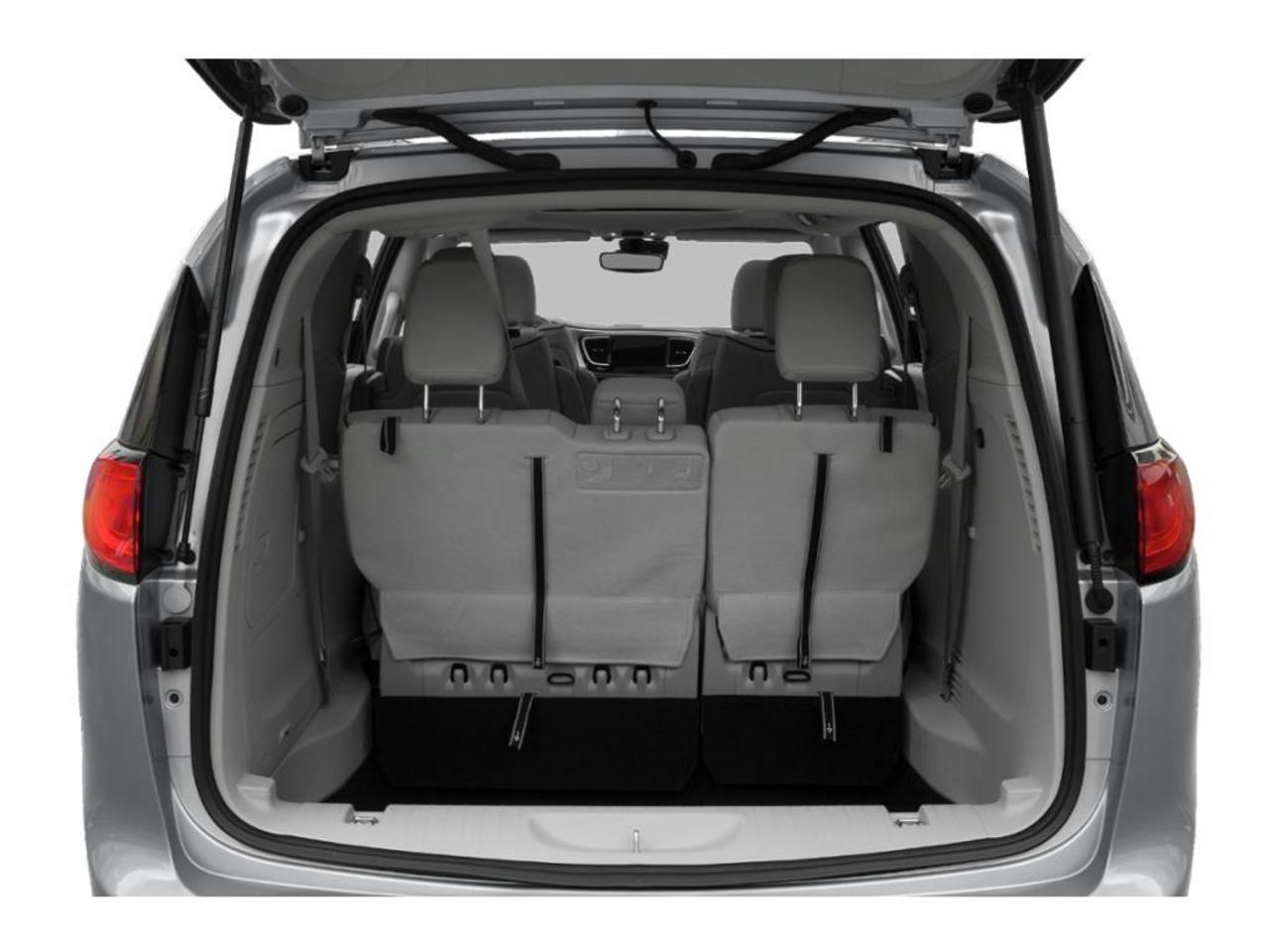 2020 Chrysler Pacifica Hybrid Touring Passenger Van Photo