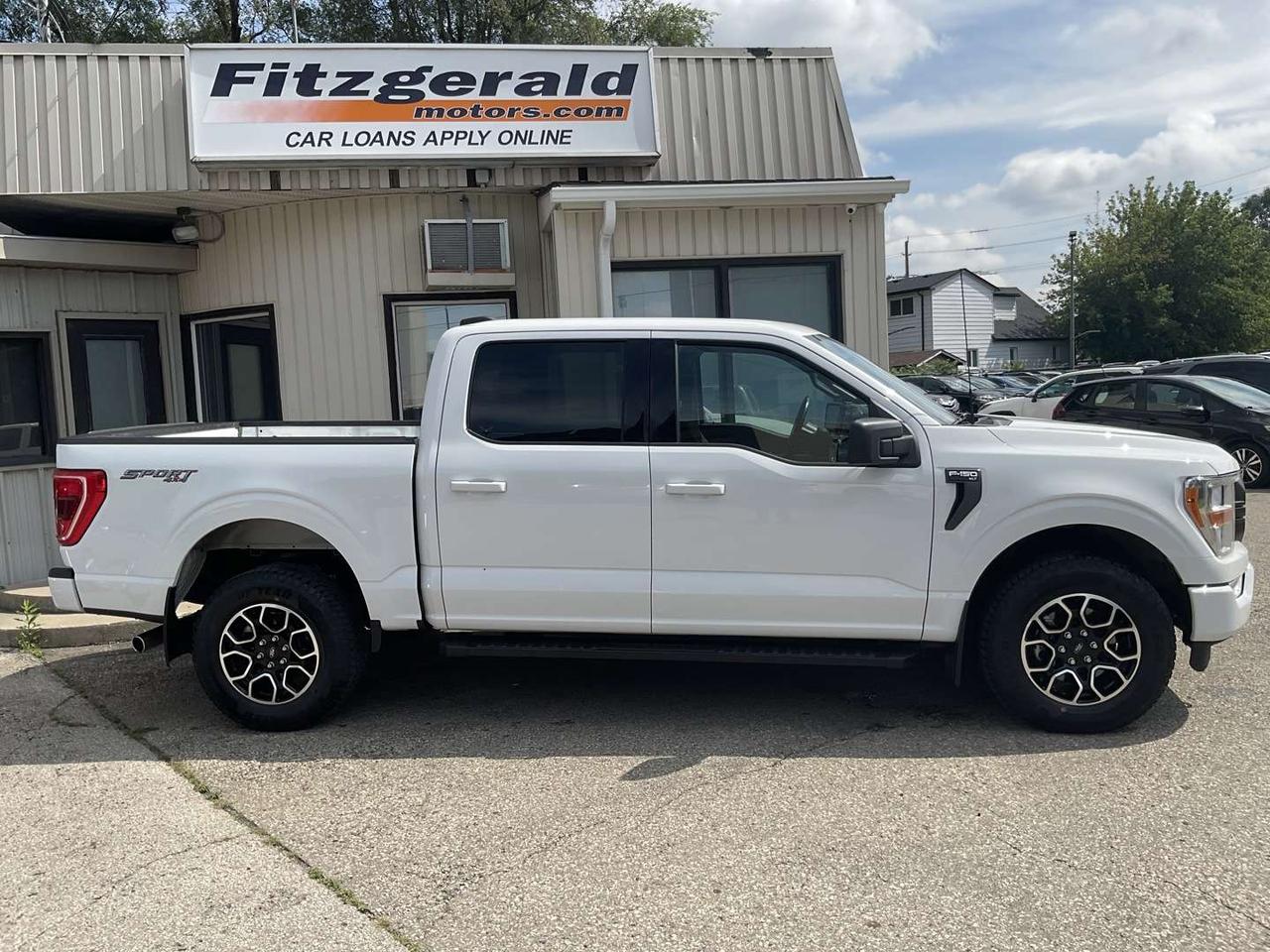 2022 Ford F-150 XLT Sport SuperCrew 6.5-ft. Bed 4WD - NAV! BACK-UP CAM! BSM! CAR PLAY! DRIVING AIDS! Photo