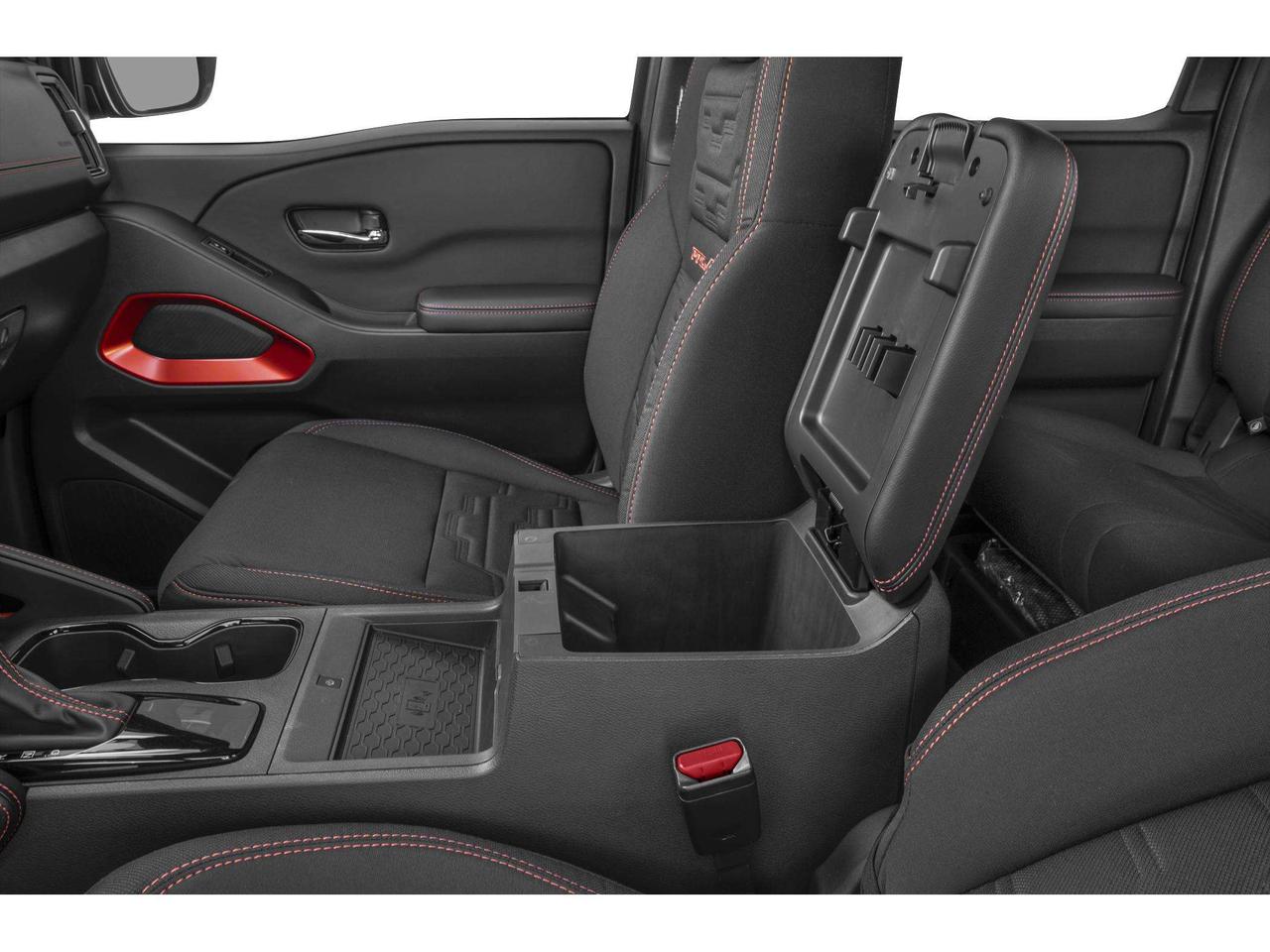 2025 Nissan Frontier Pro-4X Photo