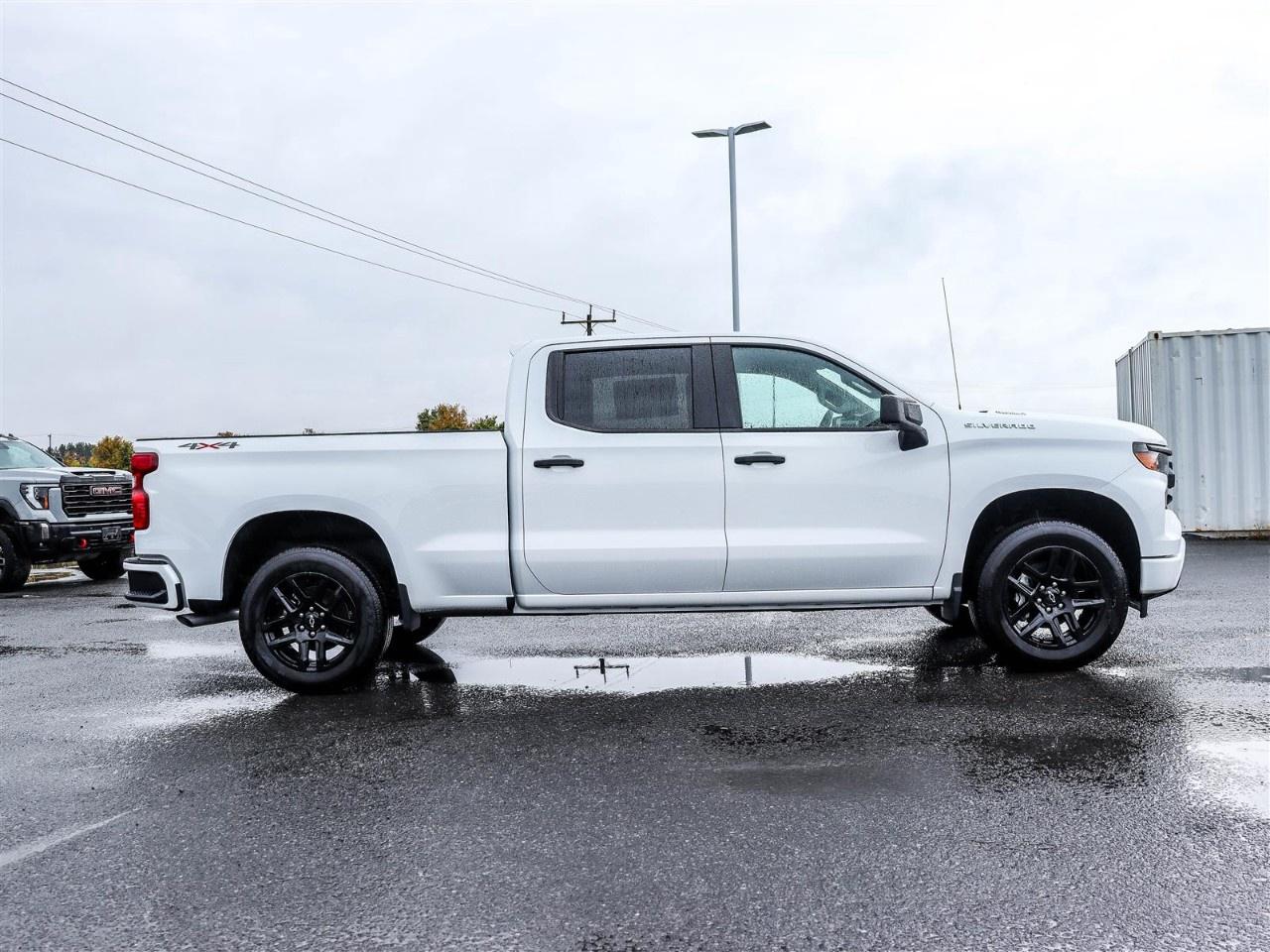 2026 Chevrolet Silverado 1500 Crew Cab Standard Box 4-Wheel Drive Custom Photo4
