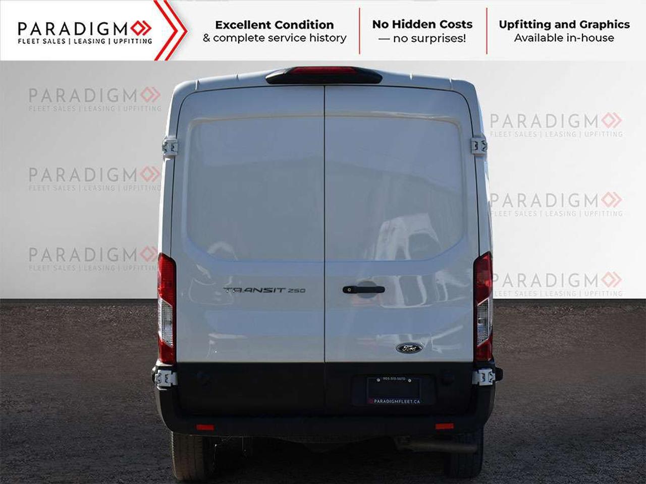 2024 Ford Transit Cargo Van T-250 148" MED ROOF RWD Photo