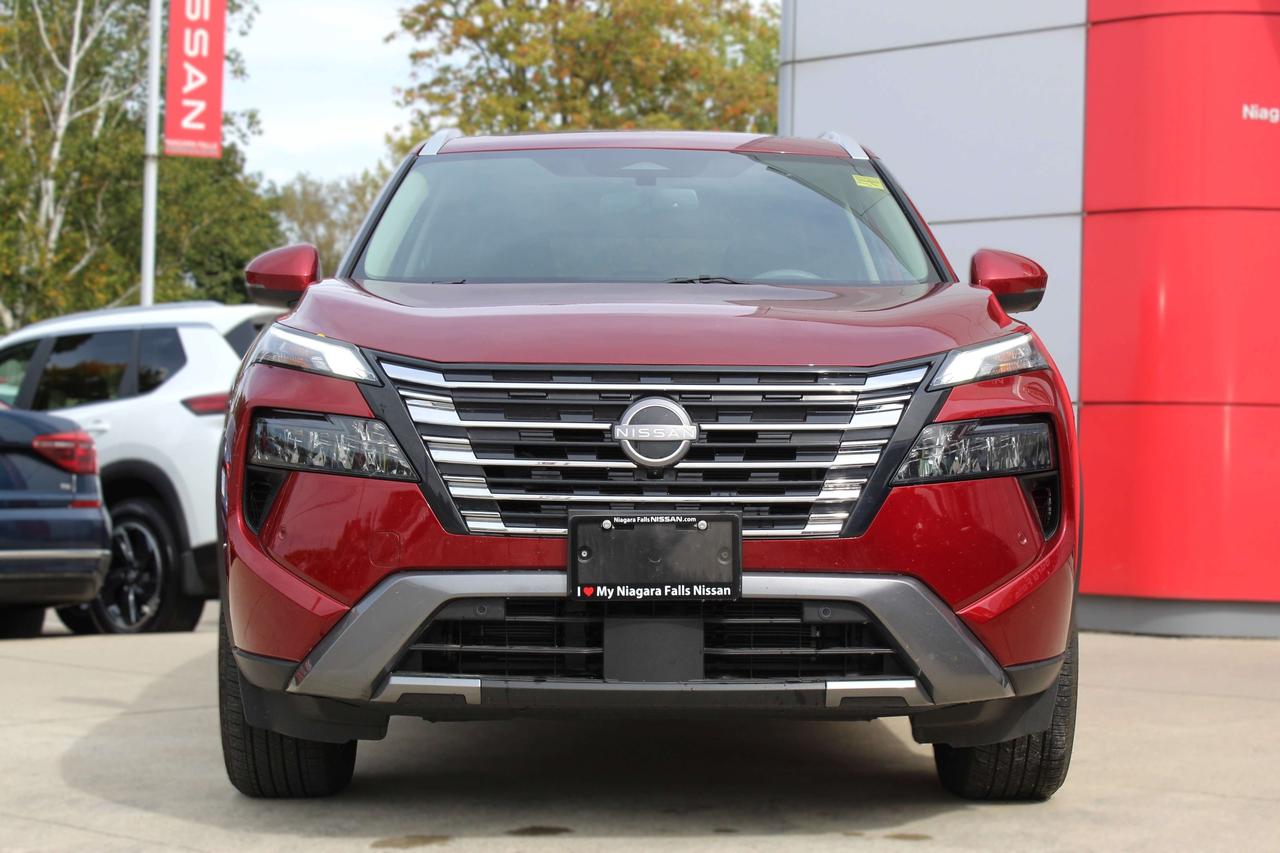 2025 Nissan Rogue SL Photo5