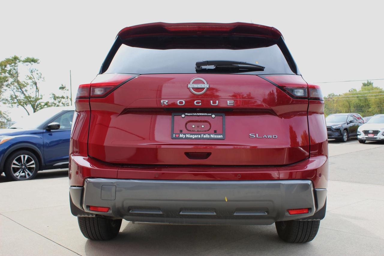 2025 Nissan Rogue SL Photo