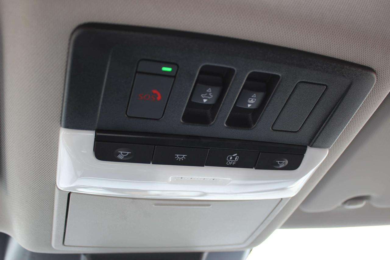 2025 Nissan Rogue SL Photo
