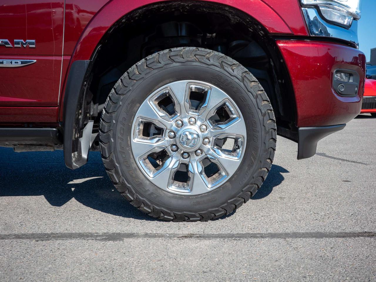 2022 RAM 2500 Limited - Power Retractable Running Boards Photo