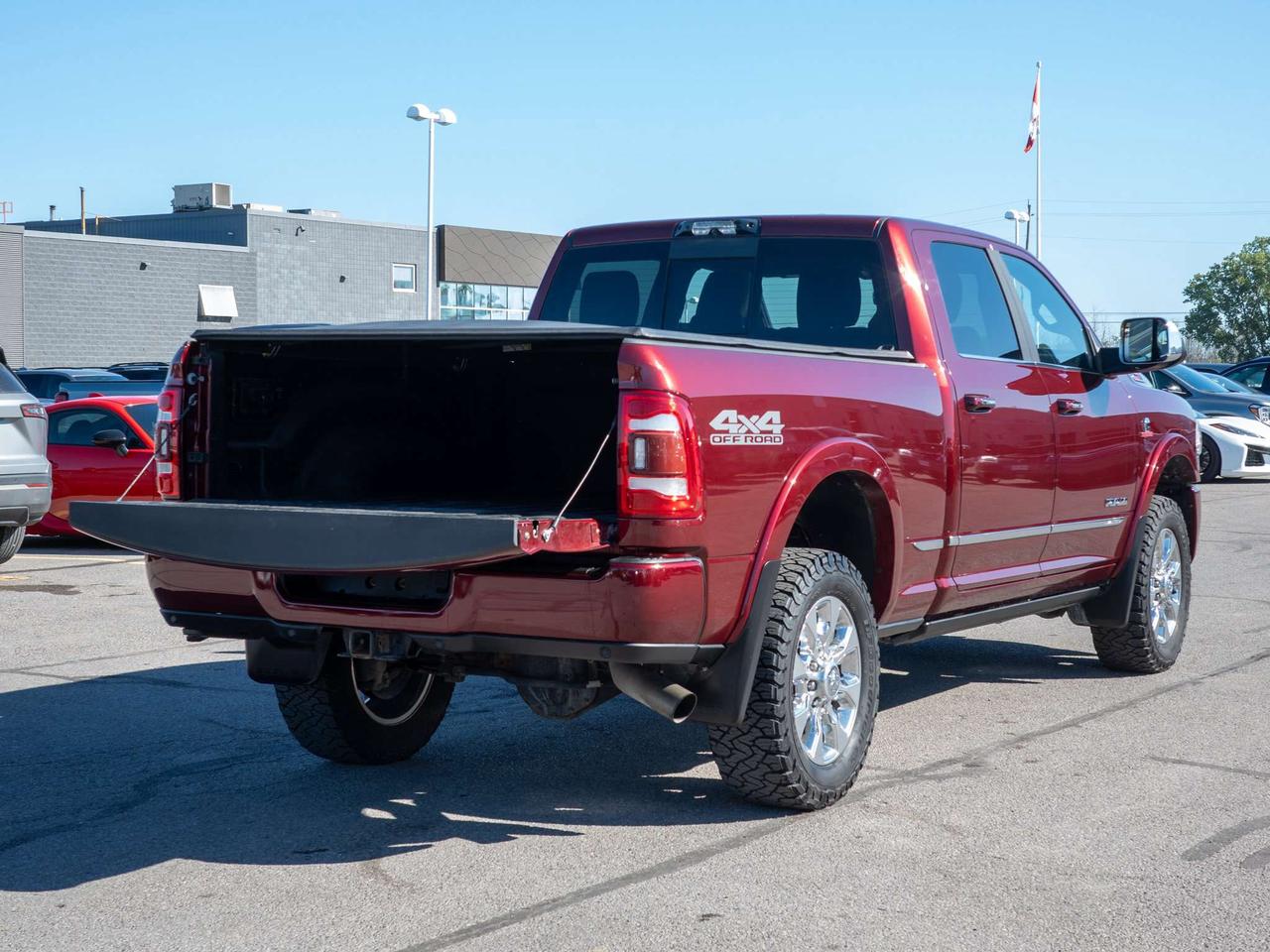 2022 RAM 2500 Limited - Power Retractable Running Boards Photo