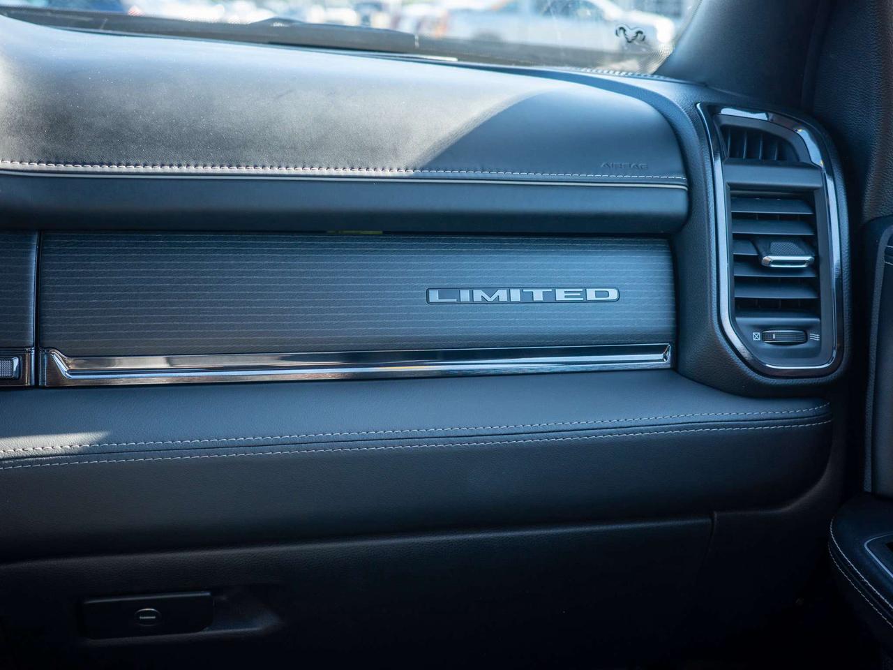 2022 RAM 2500 Limited - Power Retractable Running Boards Photo
