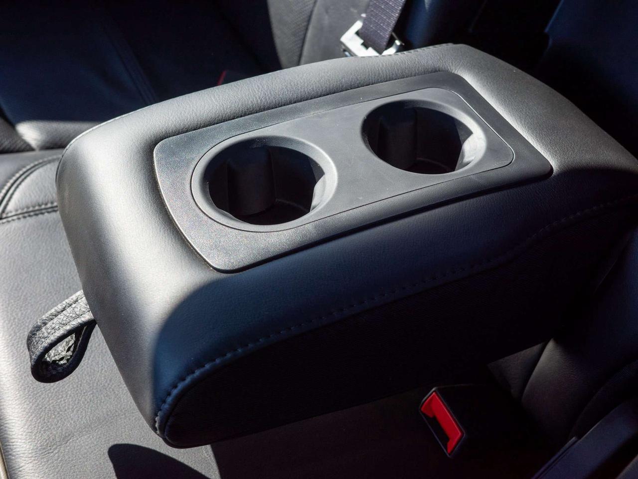2022 RAM 2500 Limited - Power Retractable Running Boards Photo