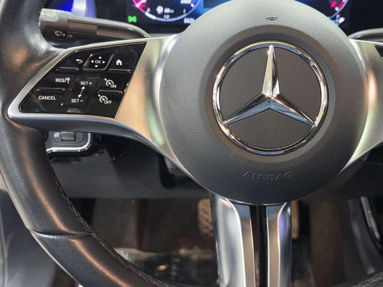 2025 Mercedes-Benz CLA CLA 250 4MATIC NO ACCIDENT BLINDSPOT LEATHER SUNROOF Photo