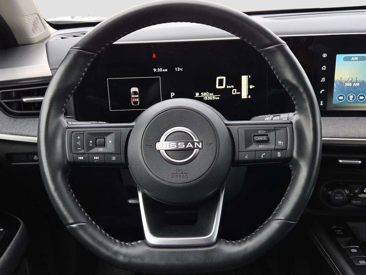 2025 Nissan Kicks SV Photo