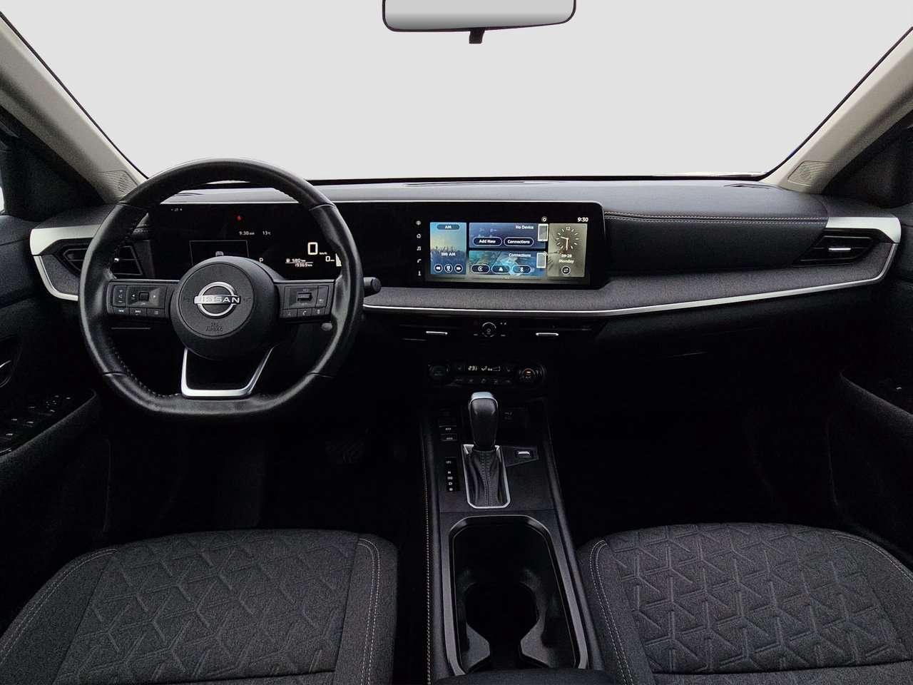 2025 Nissan Kicks SV Photo