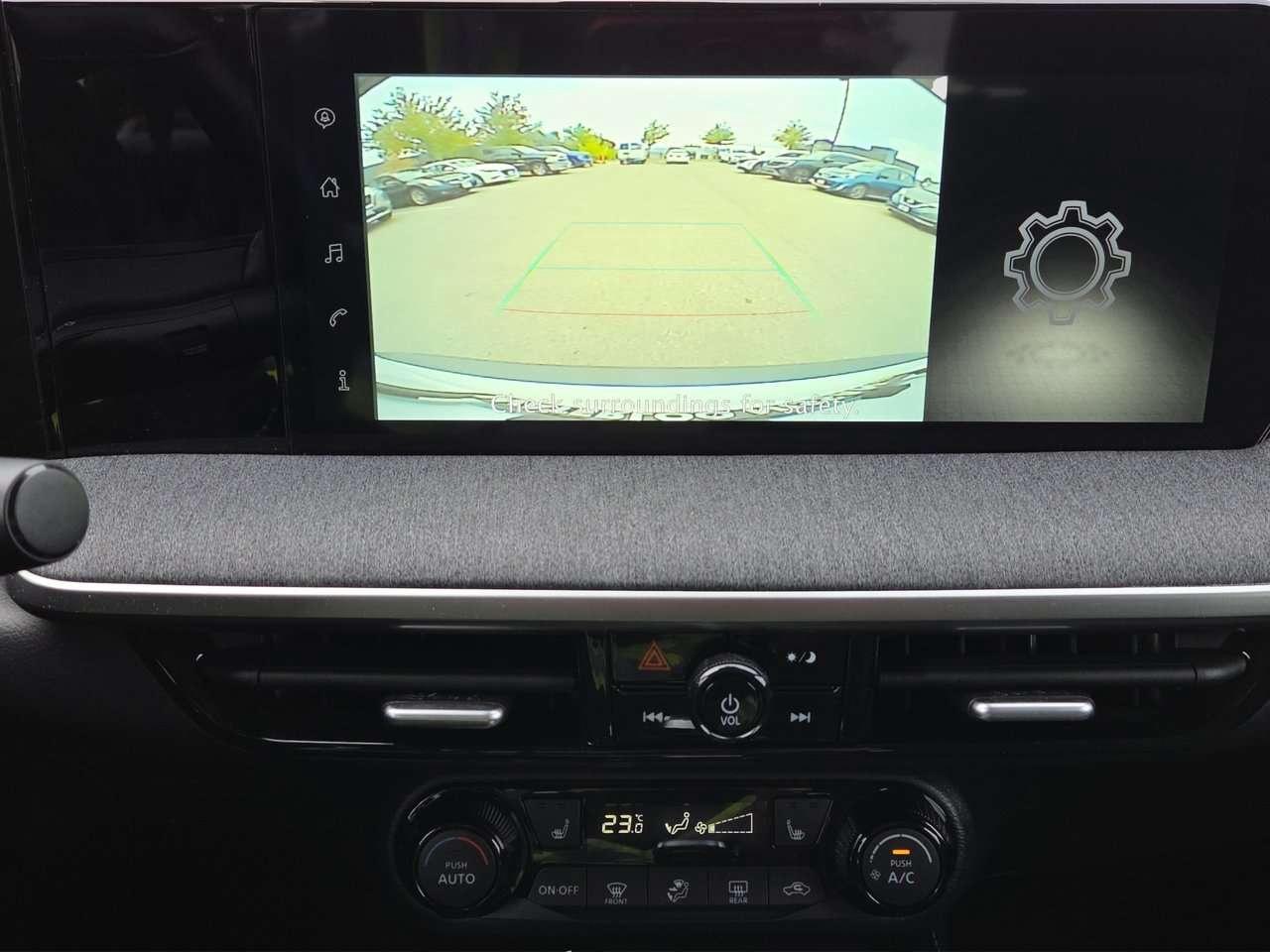 2025 Nissan Kicks SV Photo
