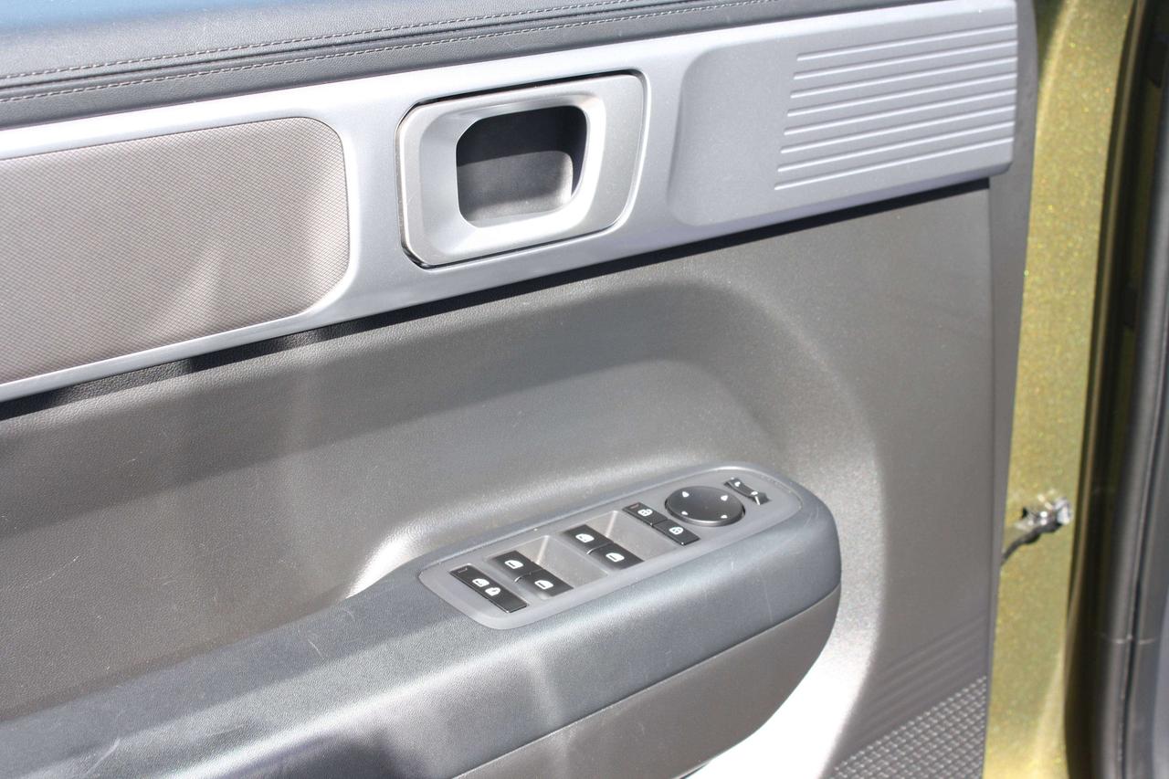 2026 Hyundai Santa Fe Preferred / AWD / Heated Seats / Blind Spot Photo
