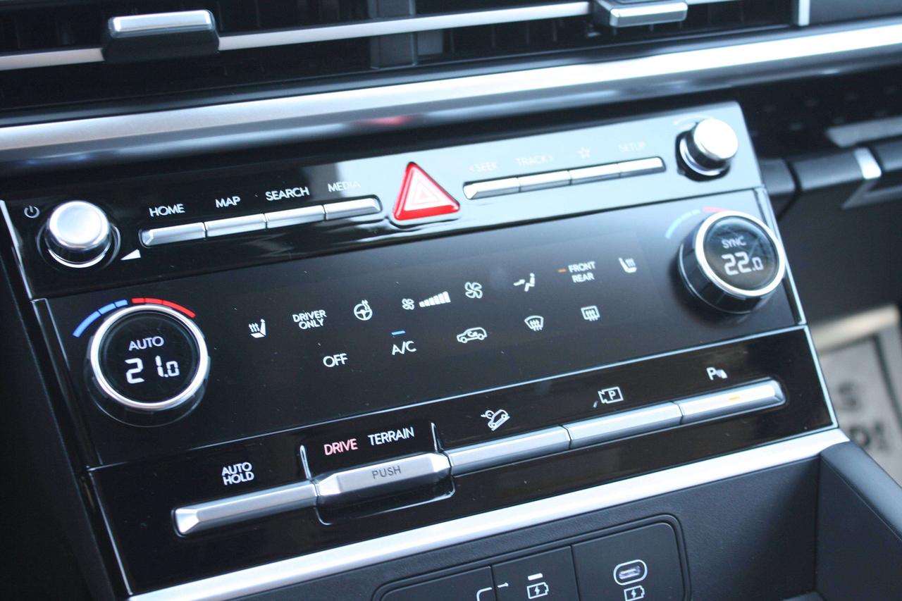 2026 Hyundai Santa Fe Preferred / AWD / Heated Seats / Blind Spot Photo