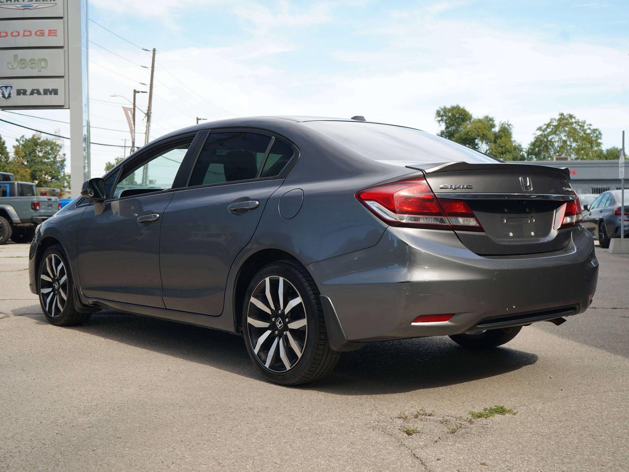 2013 Honda Civic TOURING, FWD, NAVI, HEATED SEATS Photo