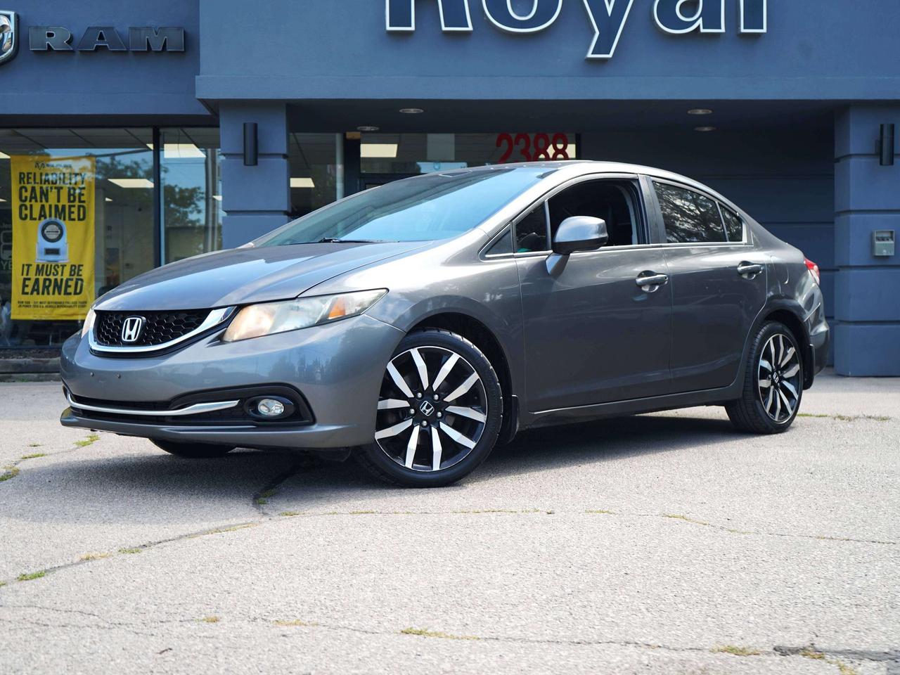 2013 Honda Civic TOURING, FWD, NAVI, HEATED SEATS Photo0