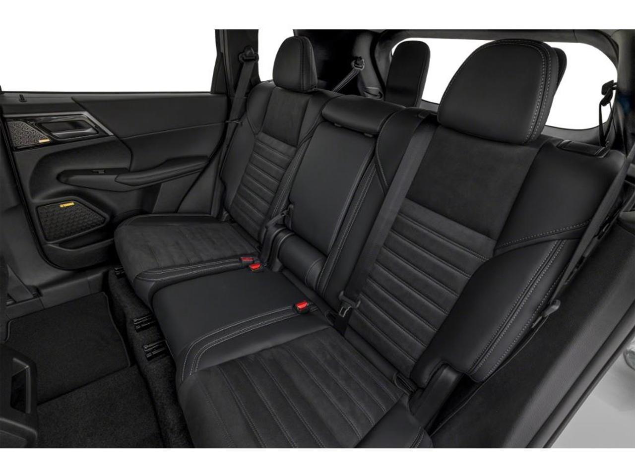 2026 Mitsubishi Outlander SE 4DR S-AWC Photo