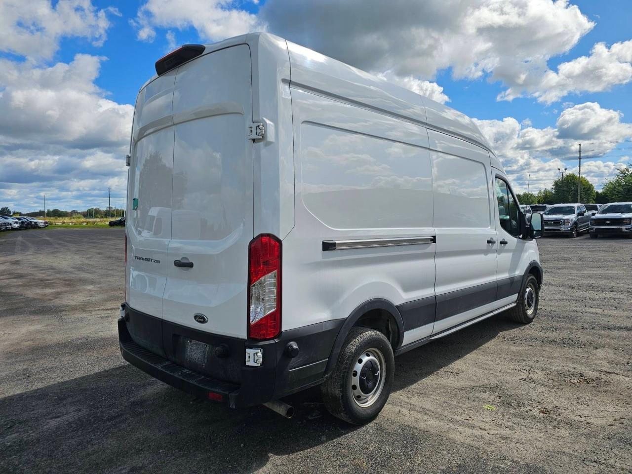 2024 Ford Transit-250 Cargo Base Rear-Wheel Drive High Roof Van 148 in. WB Photo