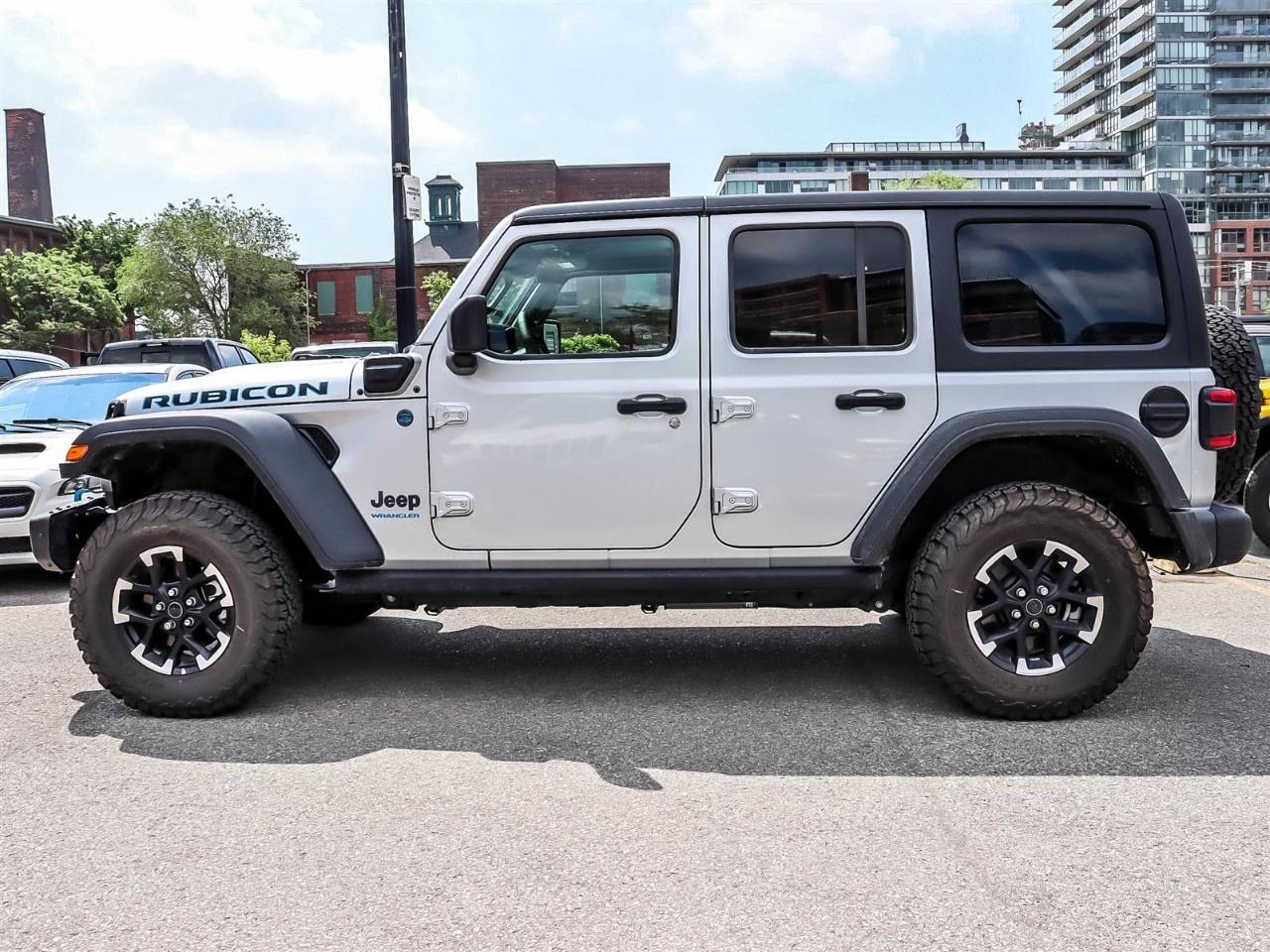 2024 Jeep Wrangler 4xe Rubicon 4 Door 4x4 Photo4