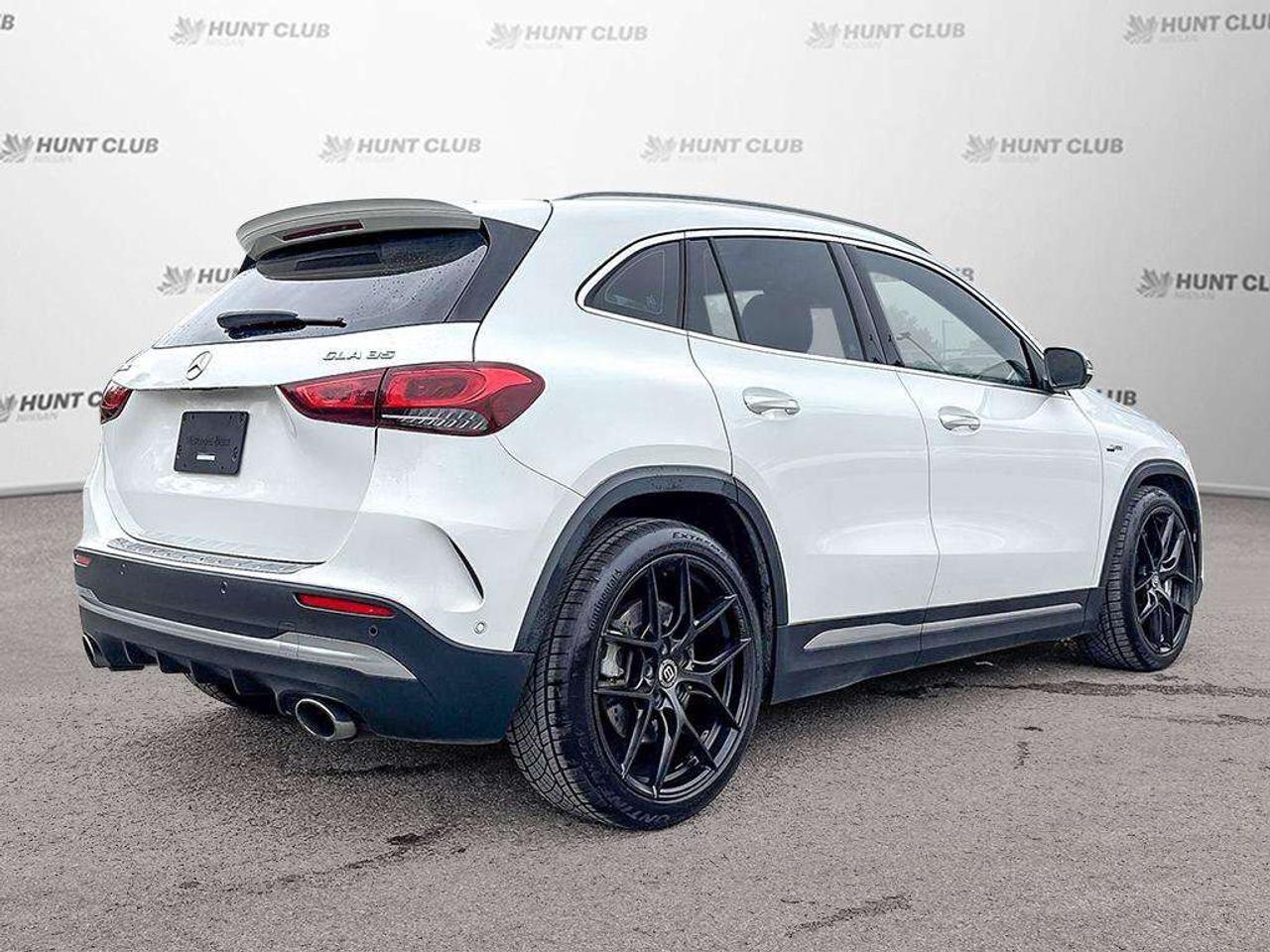 2021 Mercedes-Benz GLA AMG GLA 35 Photo