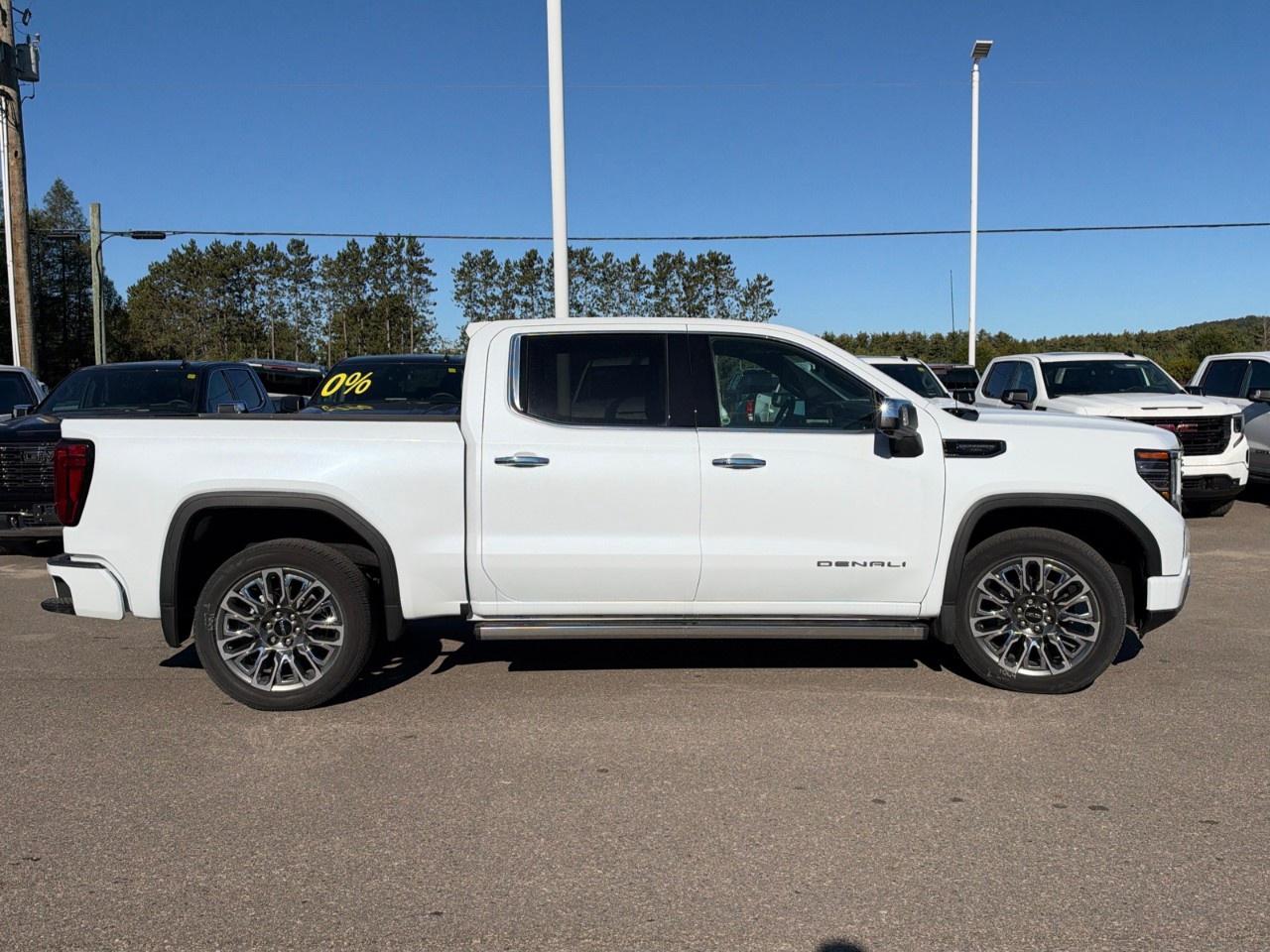 2026 GMC Sierra 1500 Crew Cab Short Box 4-Wheel Drive Denali Ultimate Photo