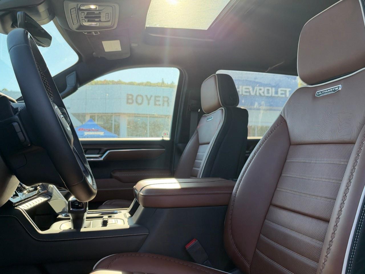 2026 GMC Sierra 1500 Crew Cab Short Box 4-Wheel Drive Denali Ultimate Photo